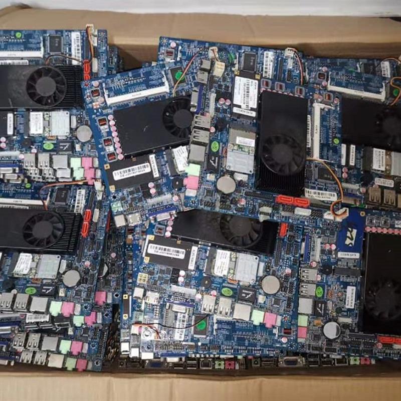 ITX-1037T-2C 2U2C 1037U工控机 POS机 下载机 广告机 17*17 超薄