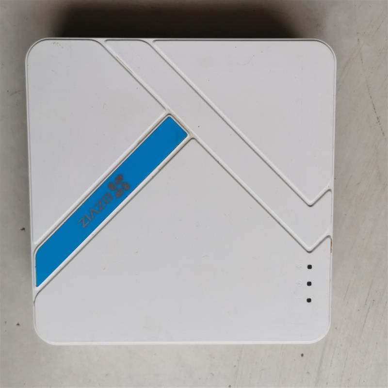 二手海康威视萤石CS-N1P-204 4路无线NVR互联网硬盘录像机POE供电