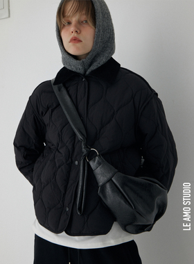 LE AMO｜慵懒休闲随性褶皱油蜡软皮系带单肩斜挎可颂牛角包_4色