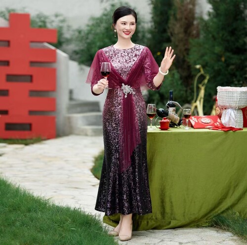 俏佳人高定轻奢喜婆婆喜妈妈晚礼服婚宴高级独唱演出亮片鱼尾裙