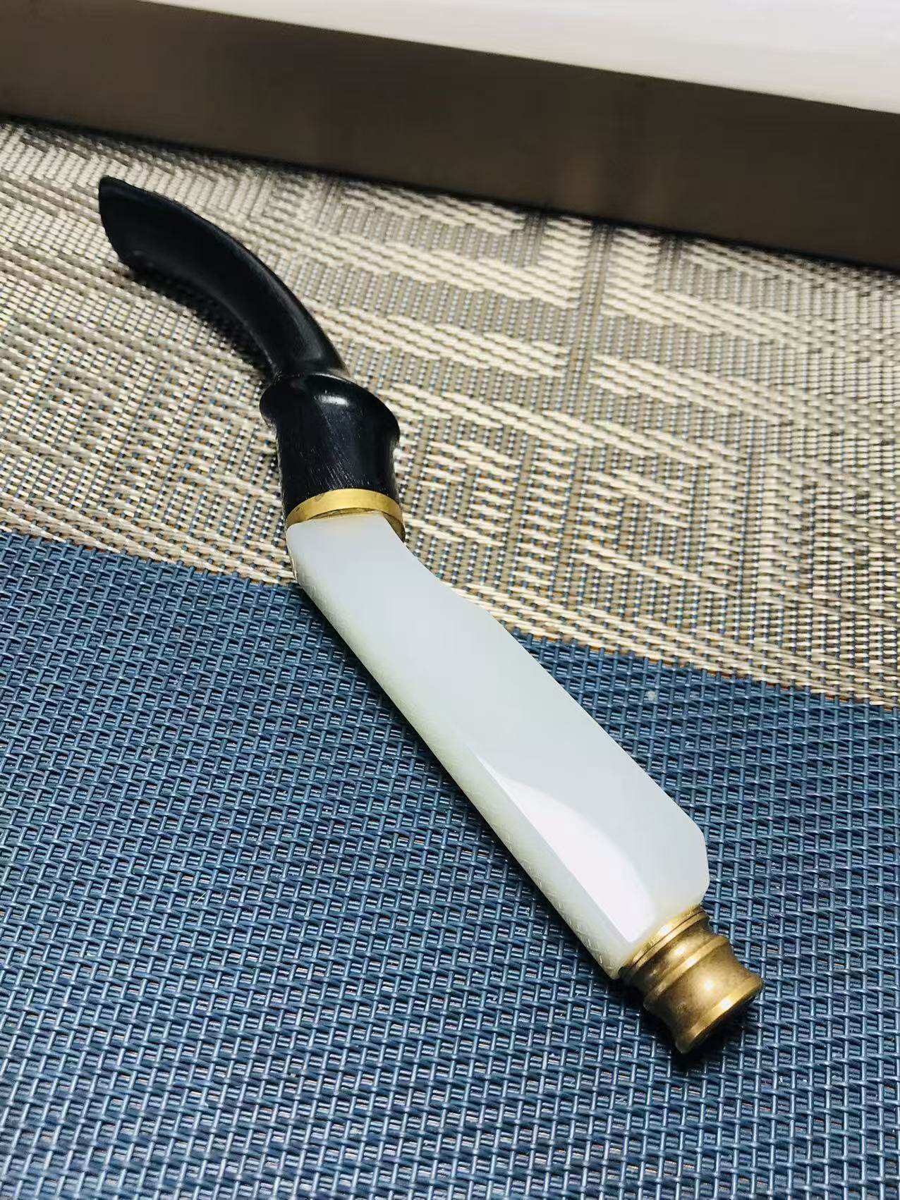 天然和田玉俄料烟嘴玉质细腻白度好白玉长约67.6mm木63mm铜11mm