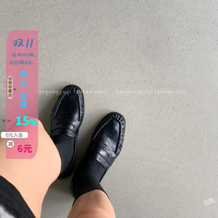 韩代 东大门女鞋2026秋款法式复古蛇纹皮哑光方头低帮低跟小皮鞋