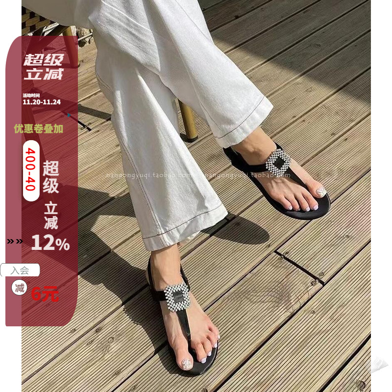 简约绸缎蝴蝶结烫钻夹趾平底凉鞋