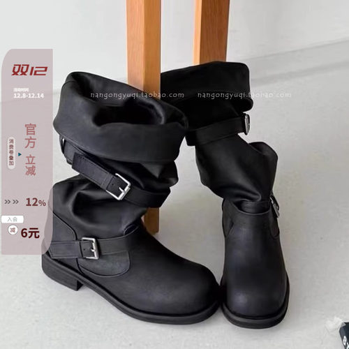 圆头皮带扣两穿黑靴高筒靴