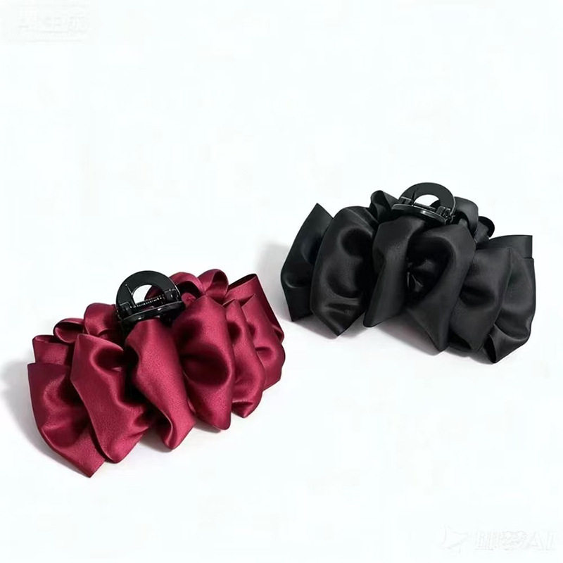 小香风缎面云朵泡泡褶皱抓夹网红新款感发夹饱满后脑勺鲨鱼夹