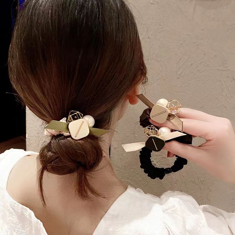 日韩风感珍珠大肠发圈简约气质高弹力头绳发饰蝴蝶结布艺发绳