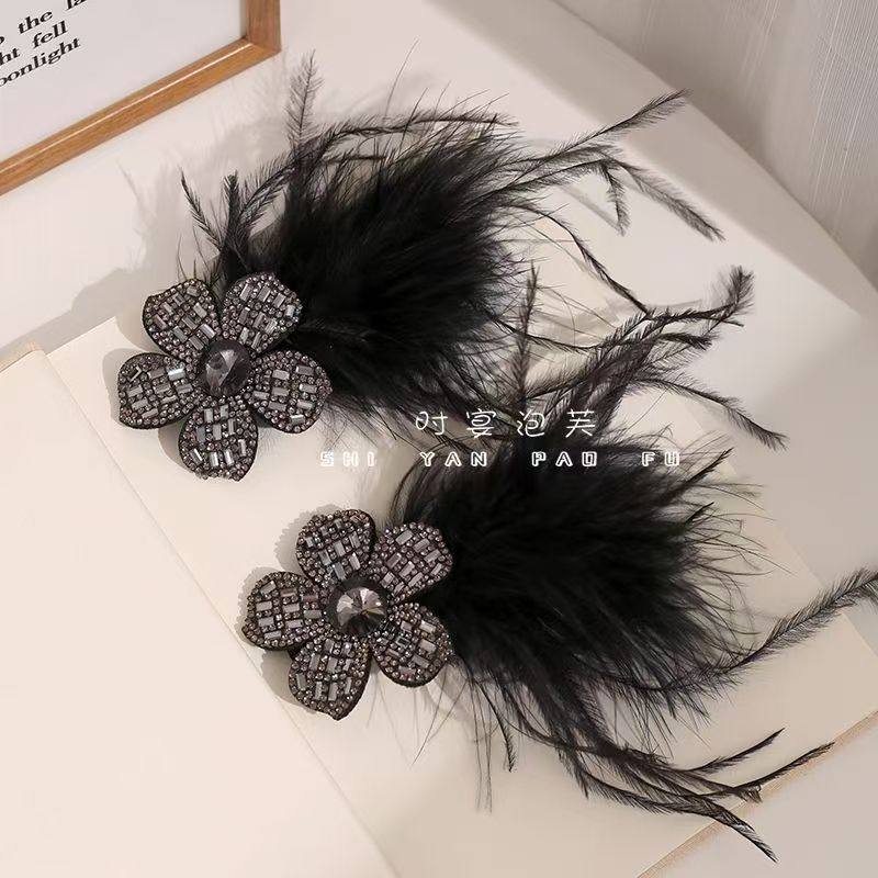 秋冬新款羽毛边夹新款花朵毛毛发夹前额碎边夹通勤闪钻轻奢发饰女