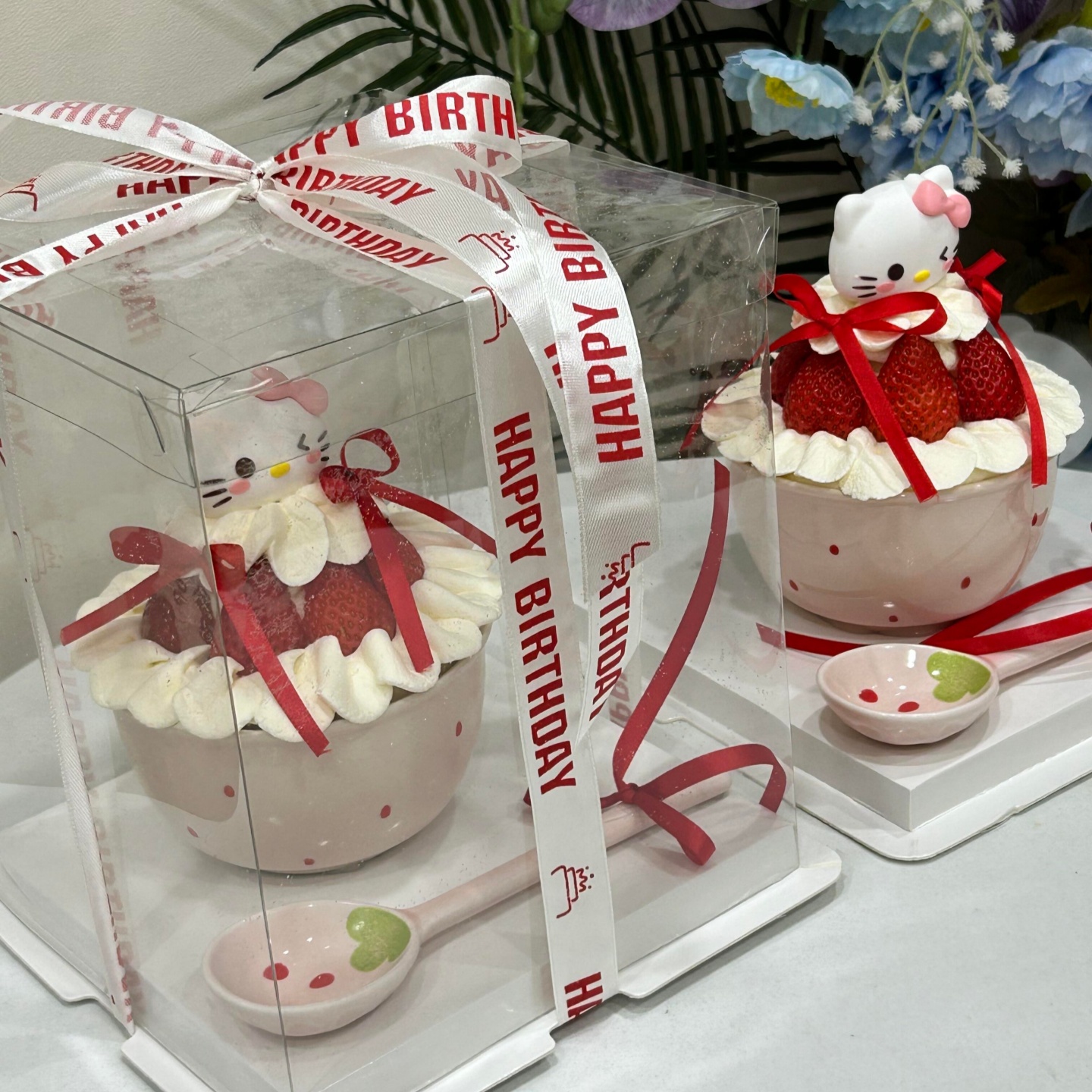 2026网红圣诞节helloKitty蝴蝶结碗蛋糕装饰新年KT猫草莓碗蛋糕碗