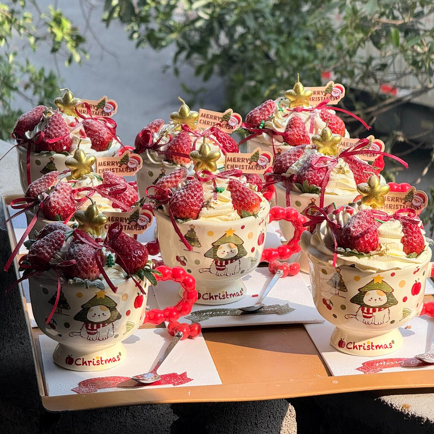 2026网红圣诞节新年圣诞猫草莓杯蛋糕装饰陶瓷杯甜品杯奶油蛋糕杯
