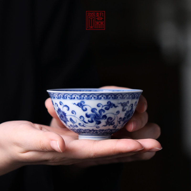 艺林堂柴窑青花缠枝莲梵文宫碗六字箴言品茗杯主人饮杯【27000】
