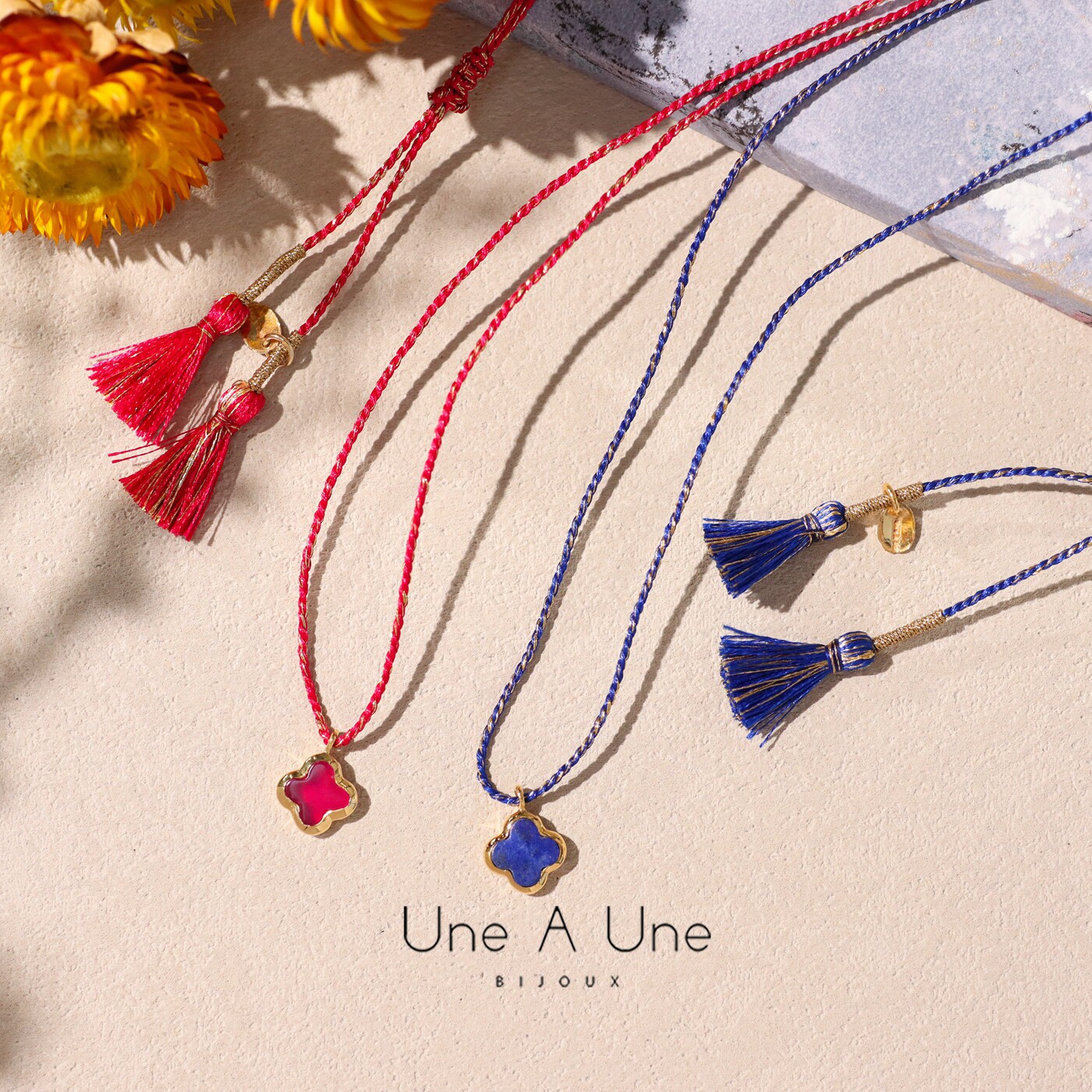 法国une a une正品Trefle四叶草花天然青金石玛瑙玉髓抽绳项链