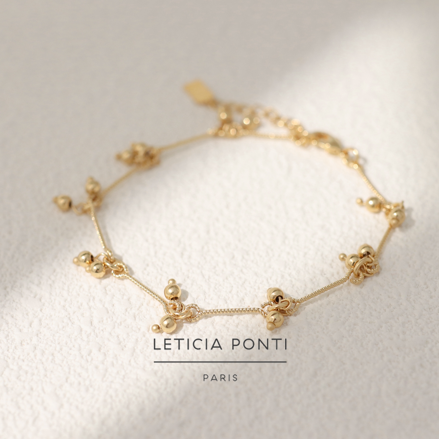 法国Leticia Ponti正品Zita素金小铃铛珠珠精致可爱优雅拧绳手链
