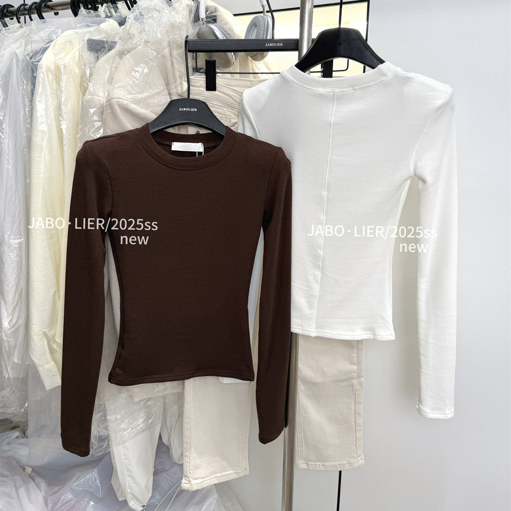 百搭显瘦加绒设计感圆领打底衫