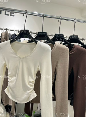 ADD辣妹上衣2025冬季纯欲显瘦收腰褶皱设计感v领T恤加绒打底衫女