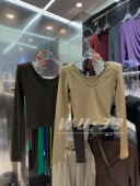 显瘦加绒设计感长袖 wu.33打底衫 v领上衣 韩版 性感修身 2025冬季 新款