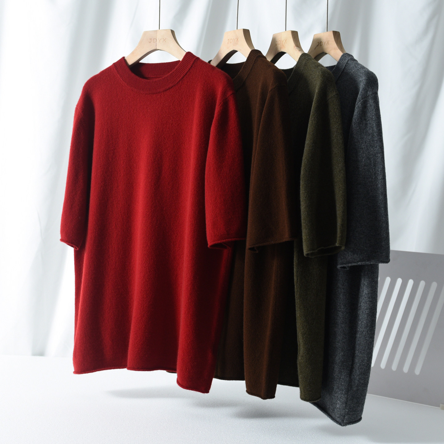 多巴胺松弛感中长款羊毛针织打底衫女宽松五分袖秋冬红色羊绒毛衣,女装/女士精品,羊绒衫,淘宝优惠券,粉丝福利购,淘宝优惠卷