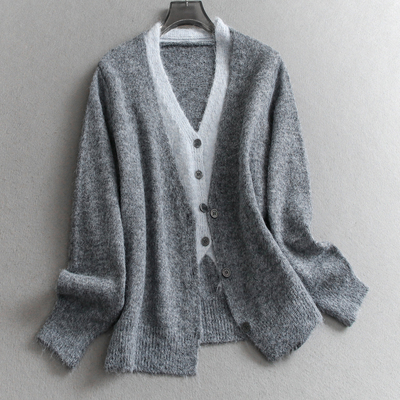 撞色假两件V领排扣宽松毛衣开衫