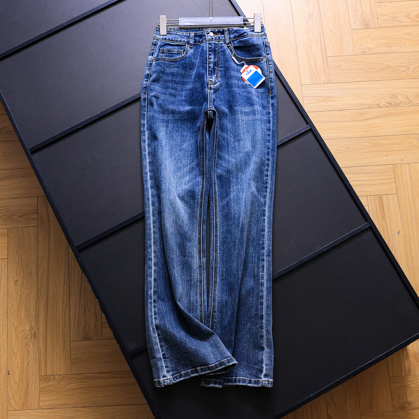 高腰显瘦微喇裤百搭休闲女牛仔裤