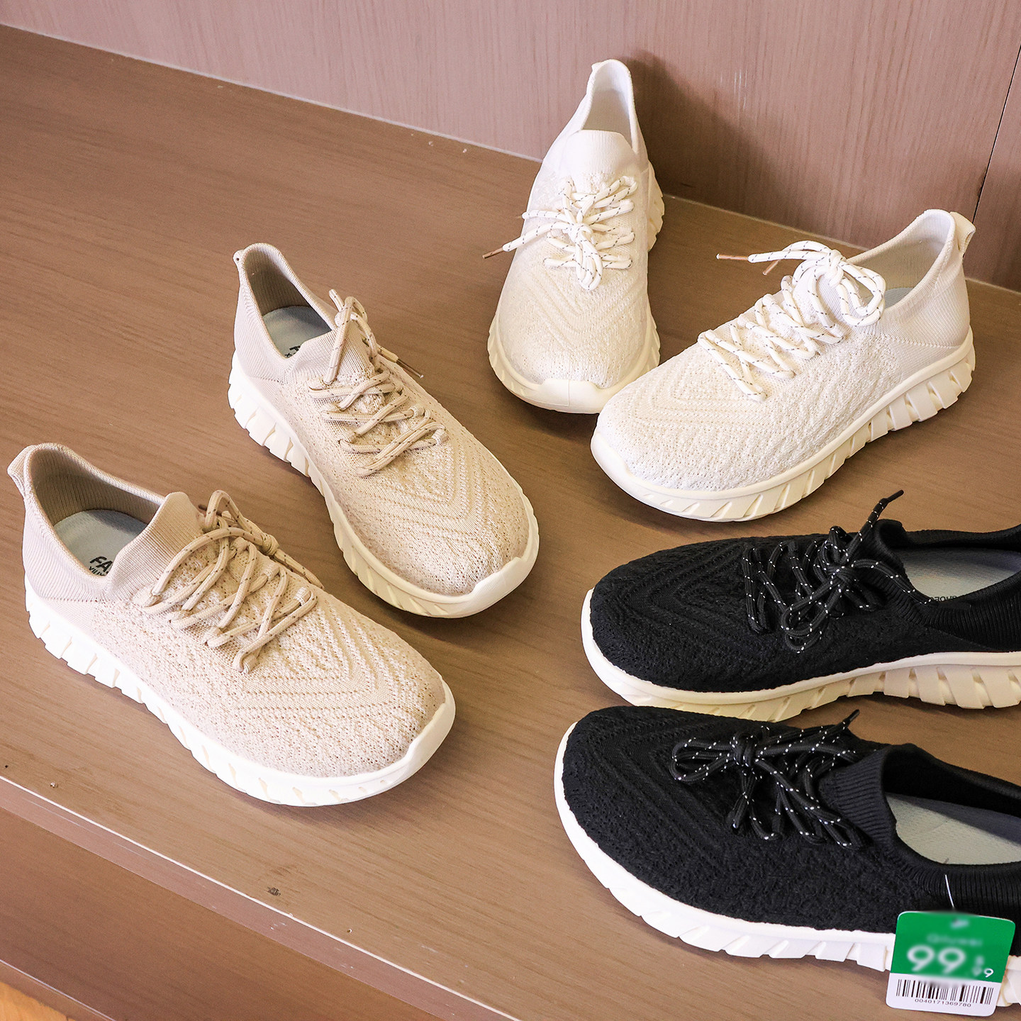 「情侣款」针织软面料轻便一脚蹬透气网面防滑软糯运动休闲鞋W641