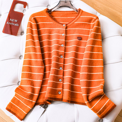 绵羊毛混纺条纹宽松显瘦圆领毛衣