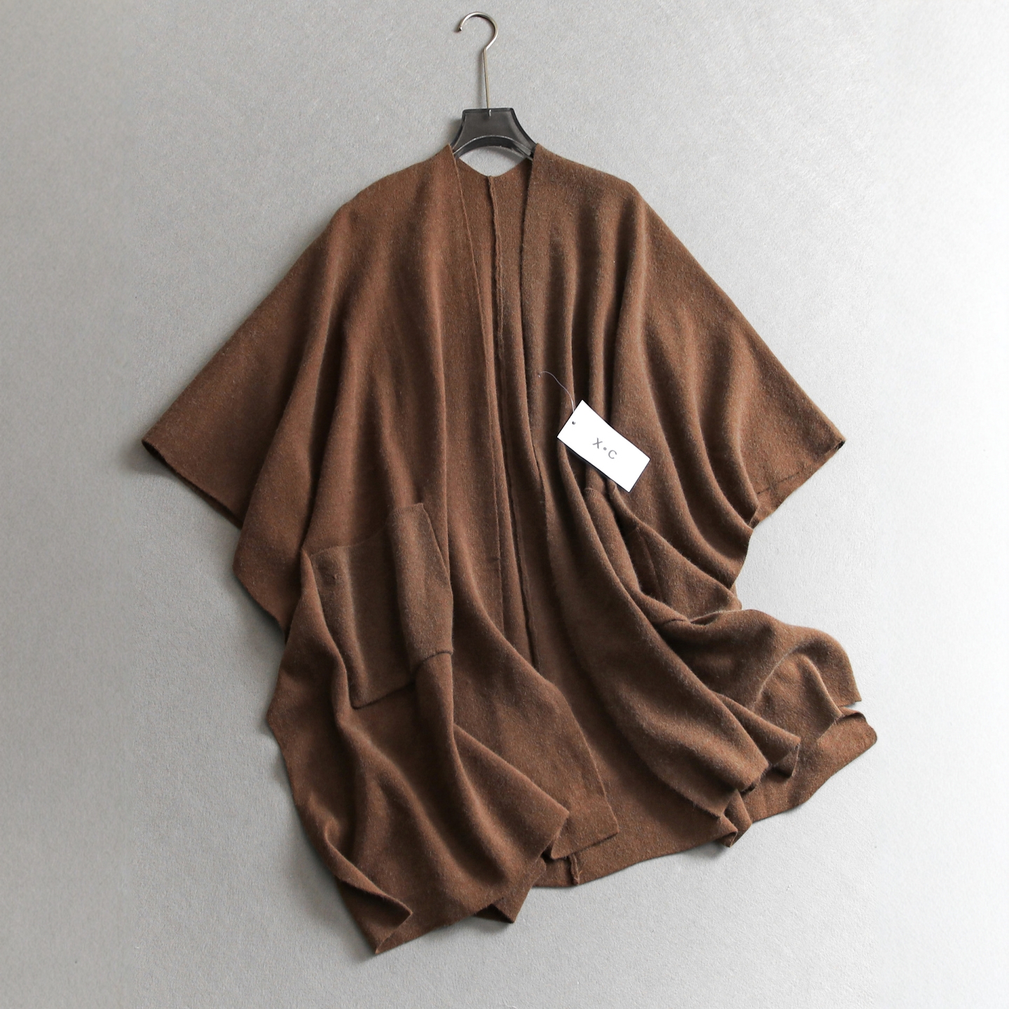 贴袋柔软保暖外搭斗篷针织披肩