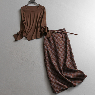 纯色捏褶不规则圆领长袖 V363 女T恤可配一整套高腰半身裙两件套装