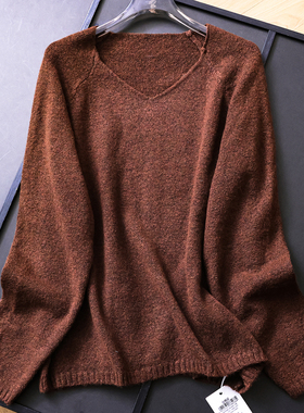 柔软温暖宽松松弛慵懒V领亲肤毛衣2025冬季新款长袖女针织衫B926