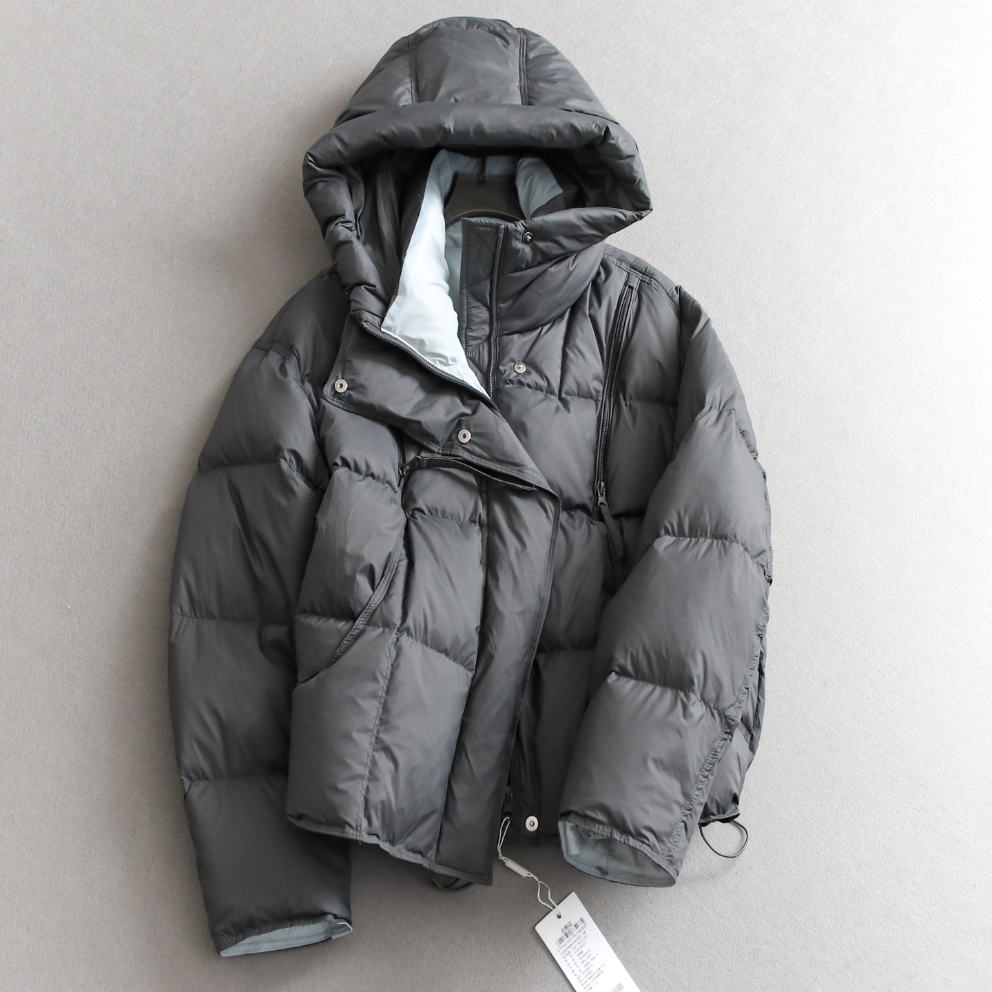 宽松连帽保暖长袖泡芙羽绒服女