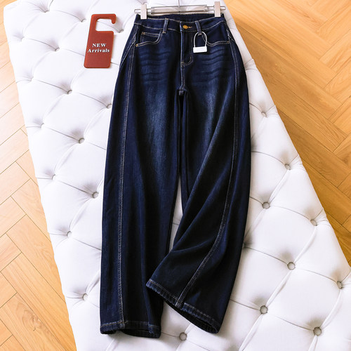 水洗磨白加绒高腰宽松直筒牛仔裤