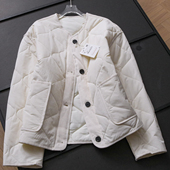 纯色绗缝宽松圆领对称口袋夹克外套冬季 棉衣棉服B622 女装 新款 长袖