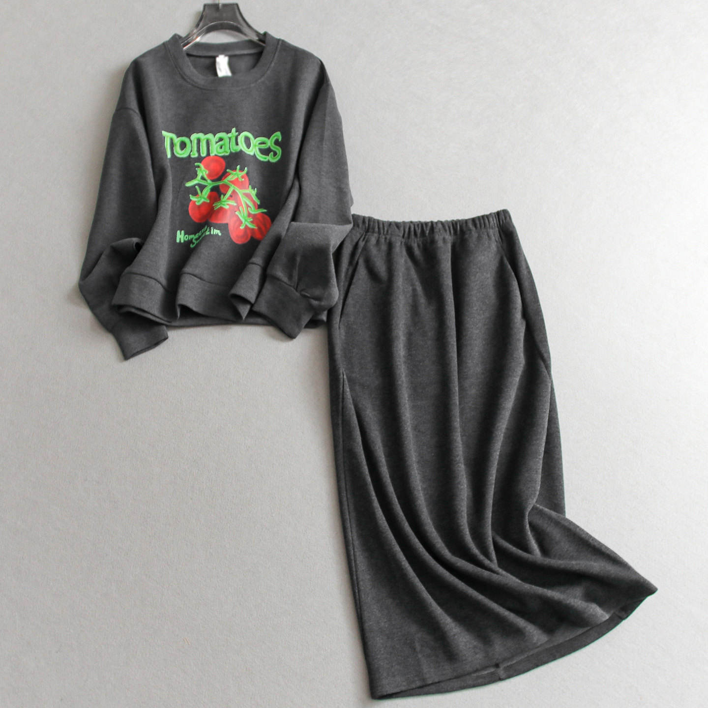 印花磨毛圆领套头韩系慵懒风卫衣可配一整套直筒半身裙套装女M477,女装/女士精品,时尚套装,淘宝优惠券,粉丝福利购,淘宝优惠卷