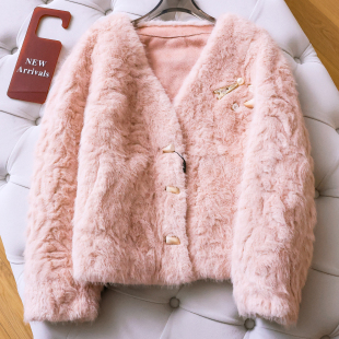 外套M884 女装 抗风锁温 千金风V领环保皮草宽松保暖皮毛一体长袖