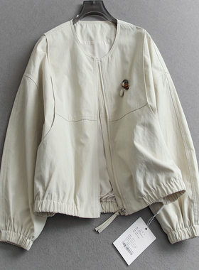 异形纽扣装饰纯色圆领宽松廓形2026春新款长袖减龄夹克女外套W606