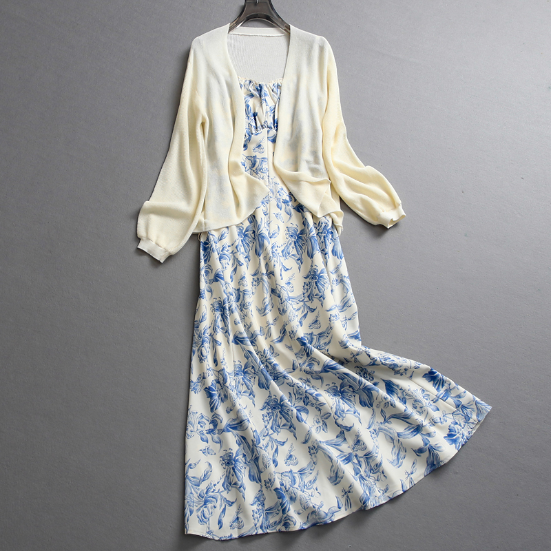 小苍兰碎花裙显瘦修身轻奢套装裙