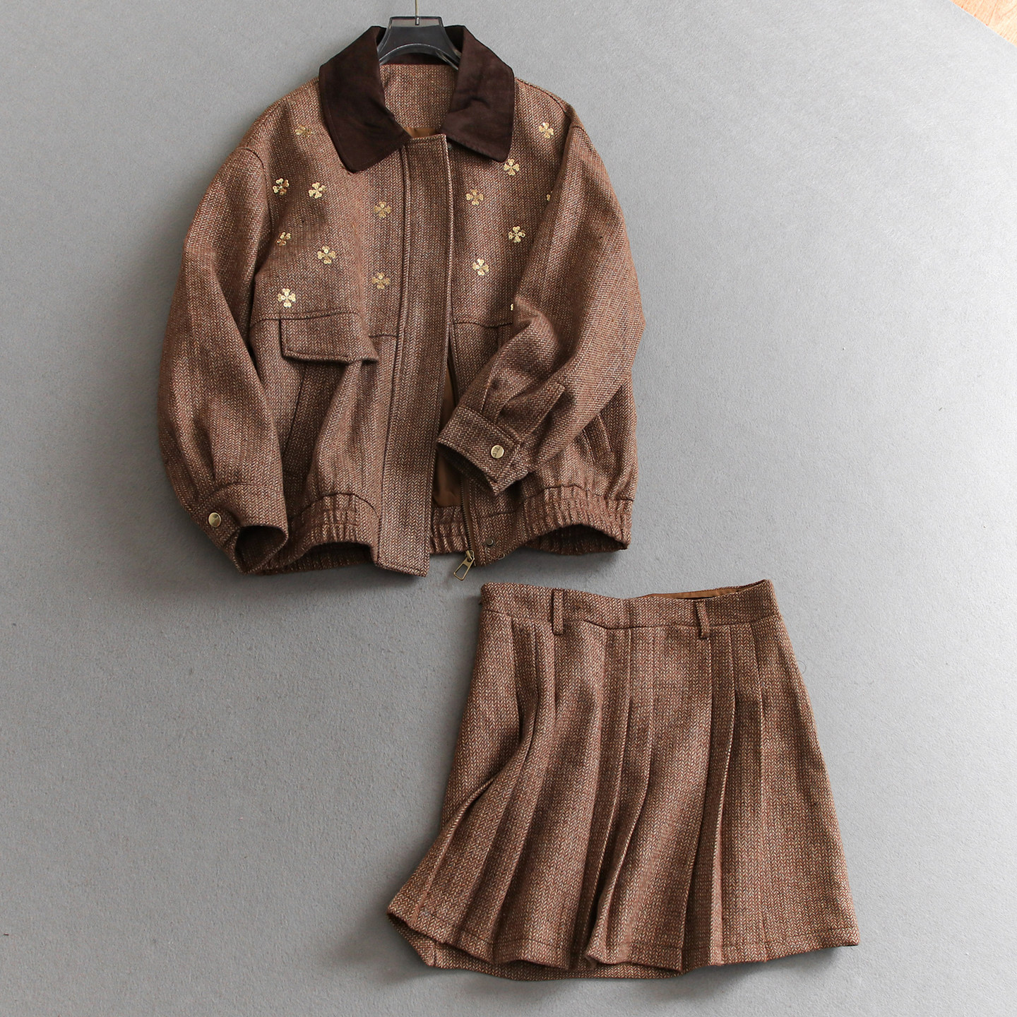 复古人字纹刺绣翻领钉珠亮片长袖外套可配一整套半身裙女套装Q901,女装/女士精品,时尚套装,淘宝优惠券,粉丝福利购,淘宝优惠卷