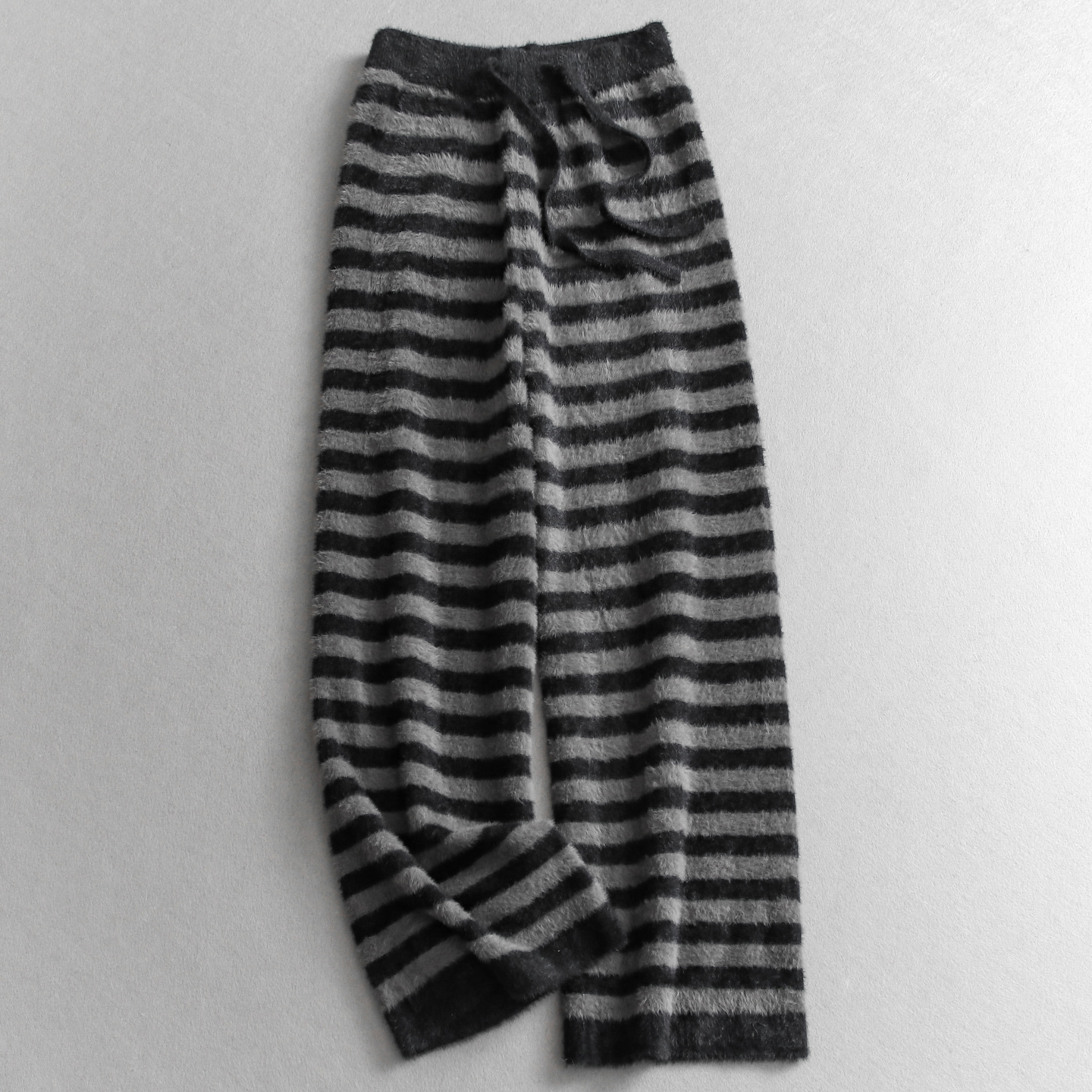 慵懒仿水貂绒垂感高腰针织休闲裤