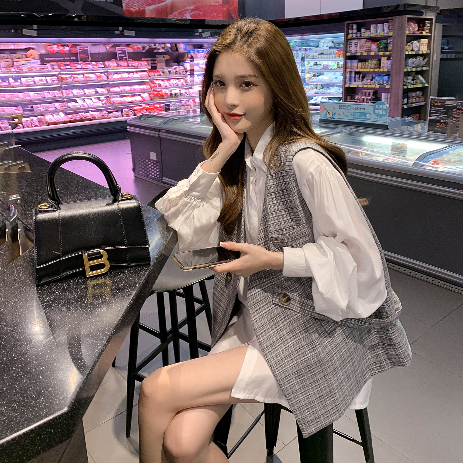 2020 early spring and autumn Korean new fashion show thin foreign style top versatile long sleeve baby collar shirt female design