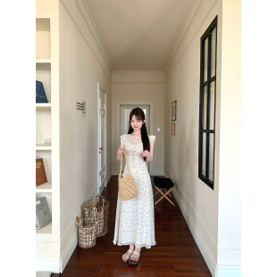 板栗西西【田园初恋】夏季薄款法式碎花小飞袖收腰连衣裙气质长裙