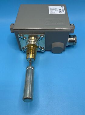 丹佛斯压力开关KPS77，型号060L3118，工作电压AC