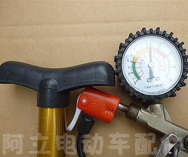 Pompe à vélo - Ref 2390640 Image 3