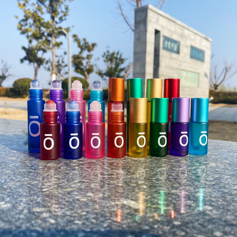 8色炫彩磨砂精油玉石滚珠瓶 喷雾瓶避光玻璃走珠精油香水空瓶