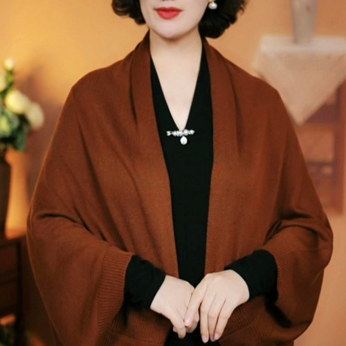 披肩2025新款女薄款开衫外搭高端羊毛婚礼妈妈时尚洋气披风外套女