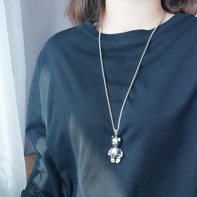 钛钢小熊项链女秋冬卫衣嘻哈潮网红不掉色百搭简约长款毛衣链粗