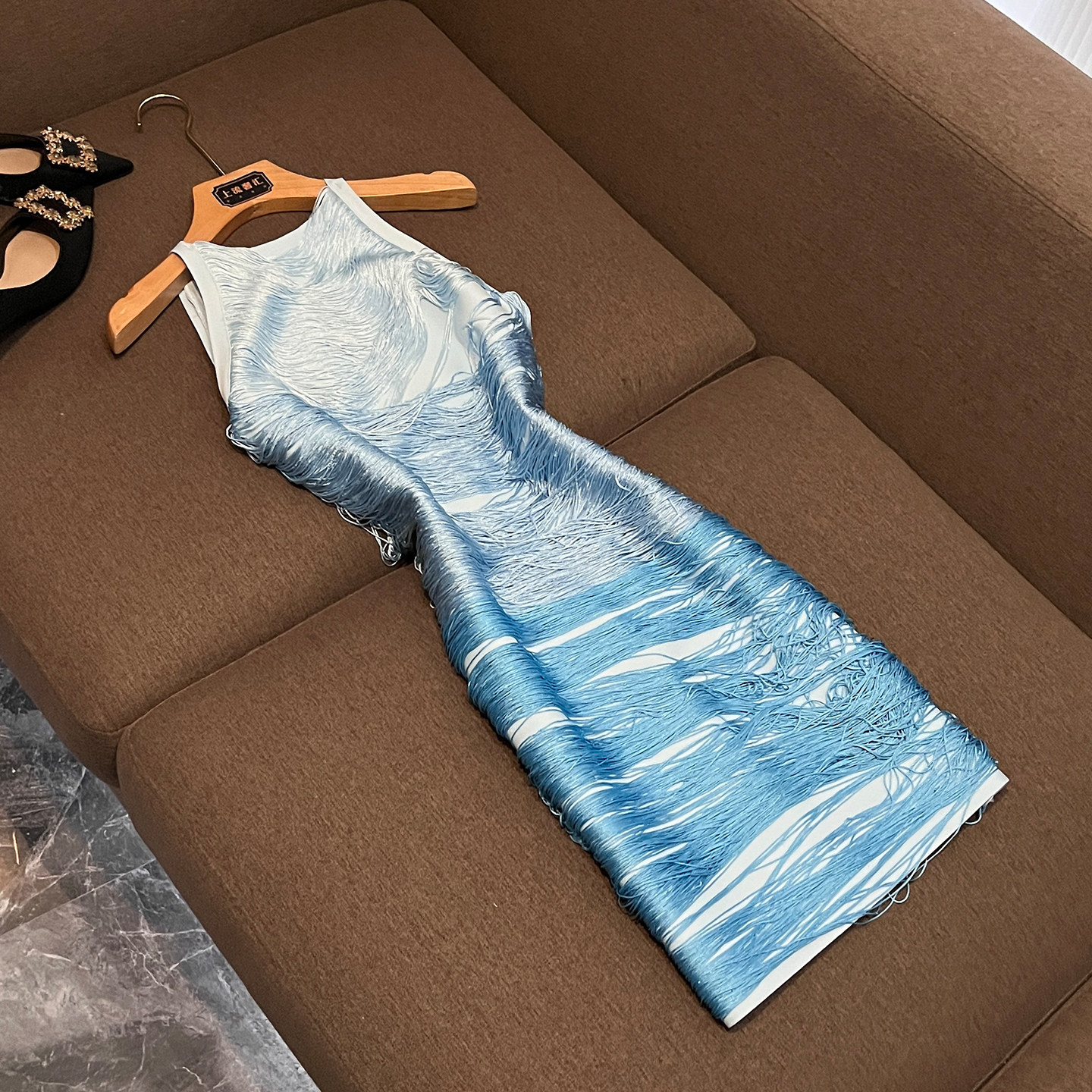 新款渐变色女士绷带裙流苏挂脖修身显瘦气质名媛礼服年会短裙P682