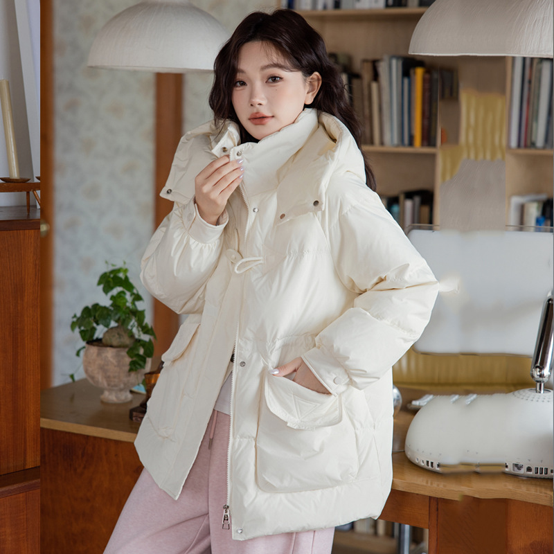 羽绒服女2025新款大码胖mm宽松200斤收腰减龄胖妹妹时尚外套冬季