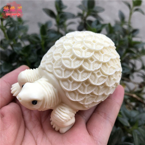 象牙果招财金钱龟摆件乌龟富甲天下浮雕手把玩件祝寿送礼工艺品