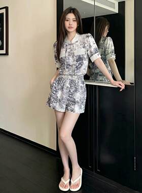 DIONK设计时尚气质印花短