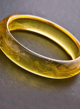 晶韵内雕龙凤刻面手镯