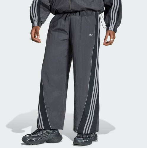 adidas/阿迪达斯三叶草三条纹宽松可收口运动裤男梭织长裤KX4833
