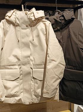 New Balance女子25冬季宽松运动外套连帽防水保暖羽绒服AWJ54307